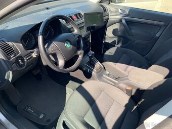 Škoda Octavia 1.6 FSI AUT Elegance r.v.2006 - 11