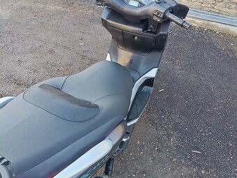 yamaha x max 125i cz doklady v ceně - 11