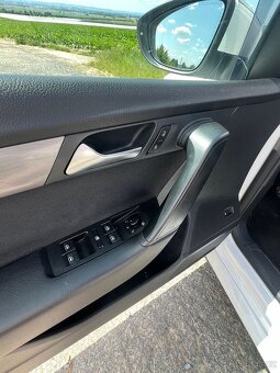 VW PASSAT 2.0TDi AUTOKLIMA  GPS NAVI - 11