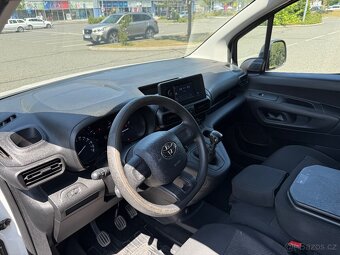 Toyota Poradce City 1,5 D-4D Long Comfort - 11