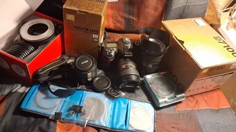 Nikon D7100 + AF-S DX Nikkor 16-85mm f/3.5-5.6 ED VR - 11