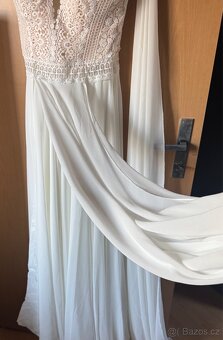 Krásné svatební šaty - 11