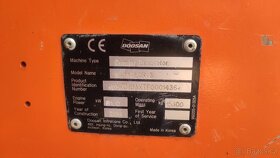 Pásový bagr Doosan DX140 - 11