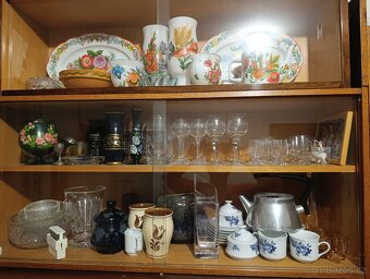 Sklo a porcelán. - 11