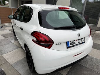 Peugeot 208 1.6 HDi - 11