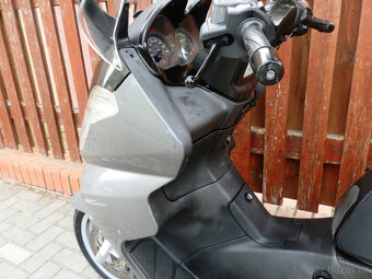 Aprilia Atlantic 500 Sprint - 11