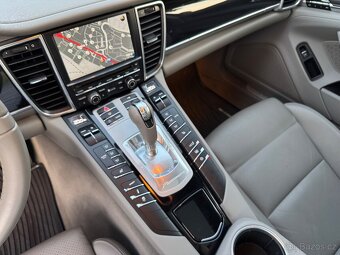 Porsche Panamera 4/3.6 V6/PDK/ČR-1. maj./r. 2011/42 tis. km - 11
