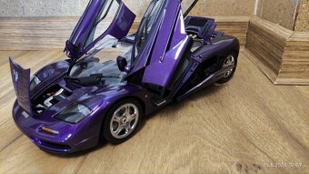 Model McLaren F1 1:18 LCD Models - 11