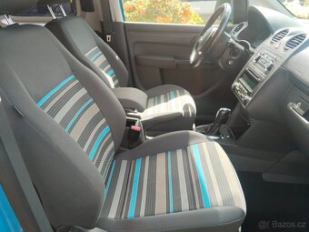 VW Caddy maxi 2,0tdi,103kw,dsg,serviska,7 mist - 11
