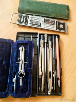 Kalkulačka s logaritmickÿm pravítkem FABER Castell - 11
