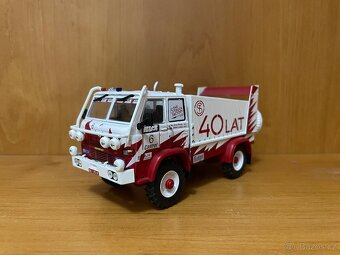 Kultovní náklaďáky 1:43 - 11
