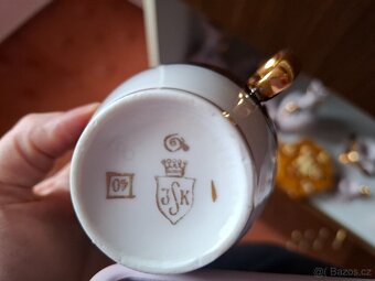 Sklo a porcelán - 11