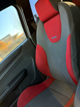 Ford Focus ST 2.5 166kW 5-ti válec - 11