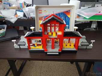 LEGO Train 9V Train Station +návod - 11
