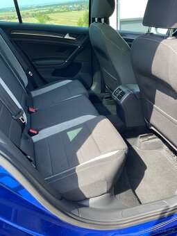 VW Golf 7 R Variant - 11