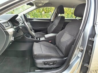 Škoda Superb 2.0TDi/110KW/Navi/El.Víko/El.tažné/2019 - 11