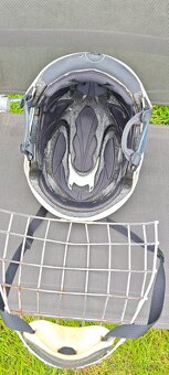 Hokejová výstroj - 11