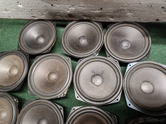 Různá repra Tesla, TVM - 11