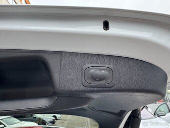 Ford Focus Active X 1.5 88kW Manual LED Navigace Kamera Temp - 11