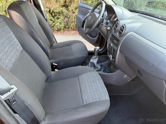 Dacia Duster 1.6 benzín 77kW rok 2011 jen 129tkm - 11