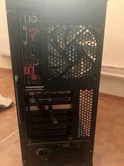 PC herní /GTX 1060 / 16GB RAM + Monitor - 11
