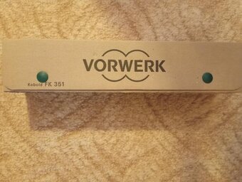 Vysavač Vorwerk VK200 s elektrickým kartáčem EB400+33 kusů - 11
