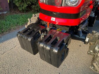 Traktor DF 304 G2, 1550 kg, 30 koní - 11