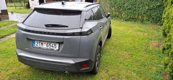 Peugeot 2008 ALLURE 1.5 BlueHDi 130 k EAT8 - 11