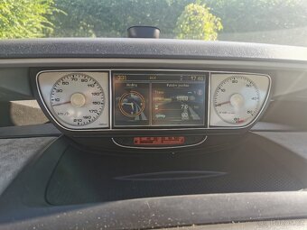 prodám citroen C8 2,2 HDI - 11