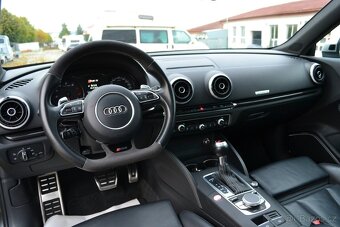 Audi RS3 Sportback 2.5 TFSI Quattro - 11
