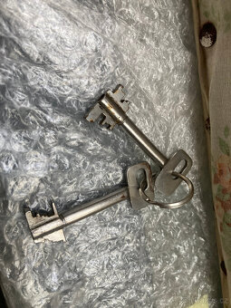 Trezor KOVONA za 6.500 kč - 11