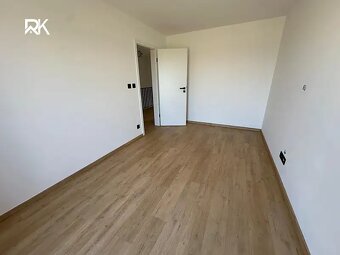 Prodej bytu 4+kk 94 m² Kolín - 11