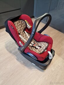 Maxi Cosi CabrioFix s elektrickou zakladnou FamilyFix - 11
