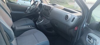 Citroen Berlingo 1,6-80kw-benzín-7míst - 11