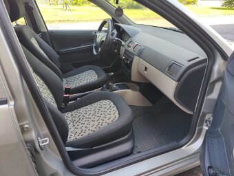 Škoda Fabia 1,2i 12V Classic / servis.kn. - 11