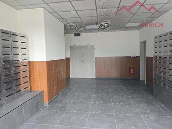 Pronájem bytu 2+kk, rekonstrukce, 50 m2, Žižkovo náměstí - A - 11