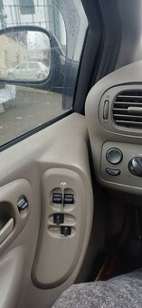 Chrysler Grand Voyager 2.8 CRD – 2006 - 11