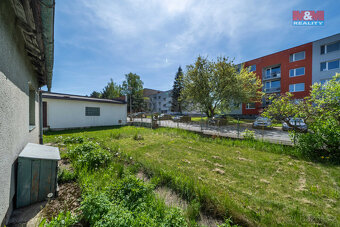 Prodej rodinného domu 4+1, 90m² v Rokycanech, ul. Polní - 11