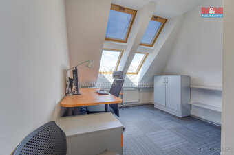 Pronájem kanceláře, 182 m², Plzeň, ul. Klatovská třída - 11