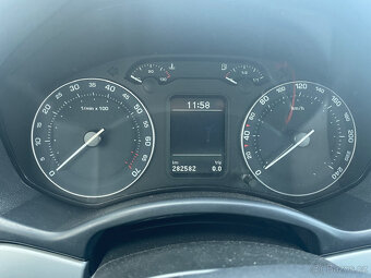Škoda Octavia 2.0 FSI SCOUT 4x4 - 11