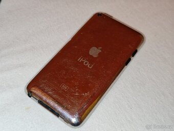 ipod touch 4.generace 8GB A1367 - 11