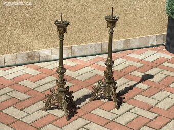 Dva veliké masivní zámecké svícny mosaz kol.r.1890 - 11