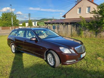 Mercedes Benz Combi 300 CDI - 11