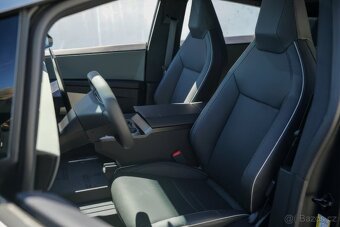 2024 Tesla Cybertruck Crew Cab AWD 123 kWh - 11