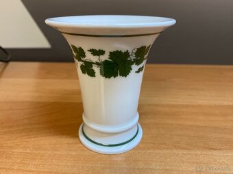 Sběratel nabízí staré lázeňské pohárky - 11