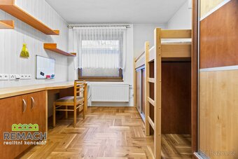 Prodej rodinný dům, 250 m², pozemek 749 m², Hronov - 11