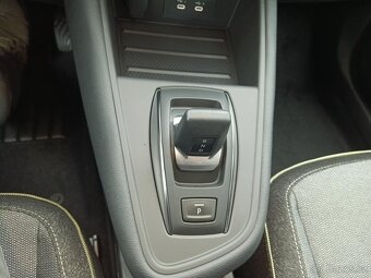 Renault Captur techno mild hybrid 140 EDC Techno (automat) - 11