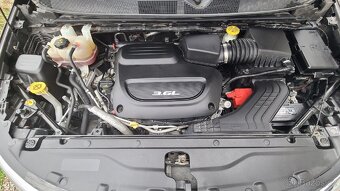Chrysler Pacifica Touring L - 11