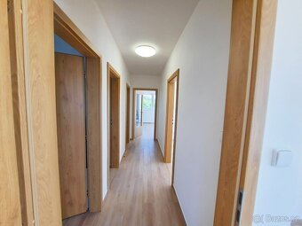 pronájem novostavby autoservisu s bytem a pozemkem 903 m2 - 11