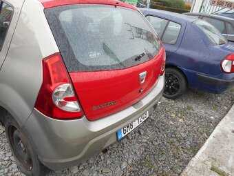 Dacie sandero 1.6 mpi - 11